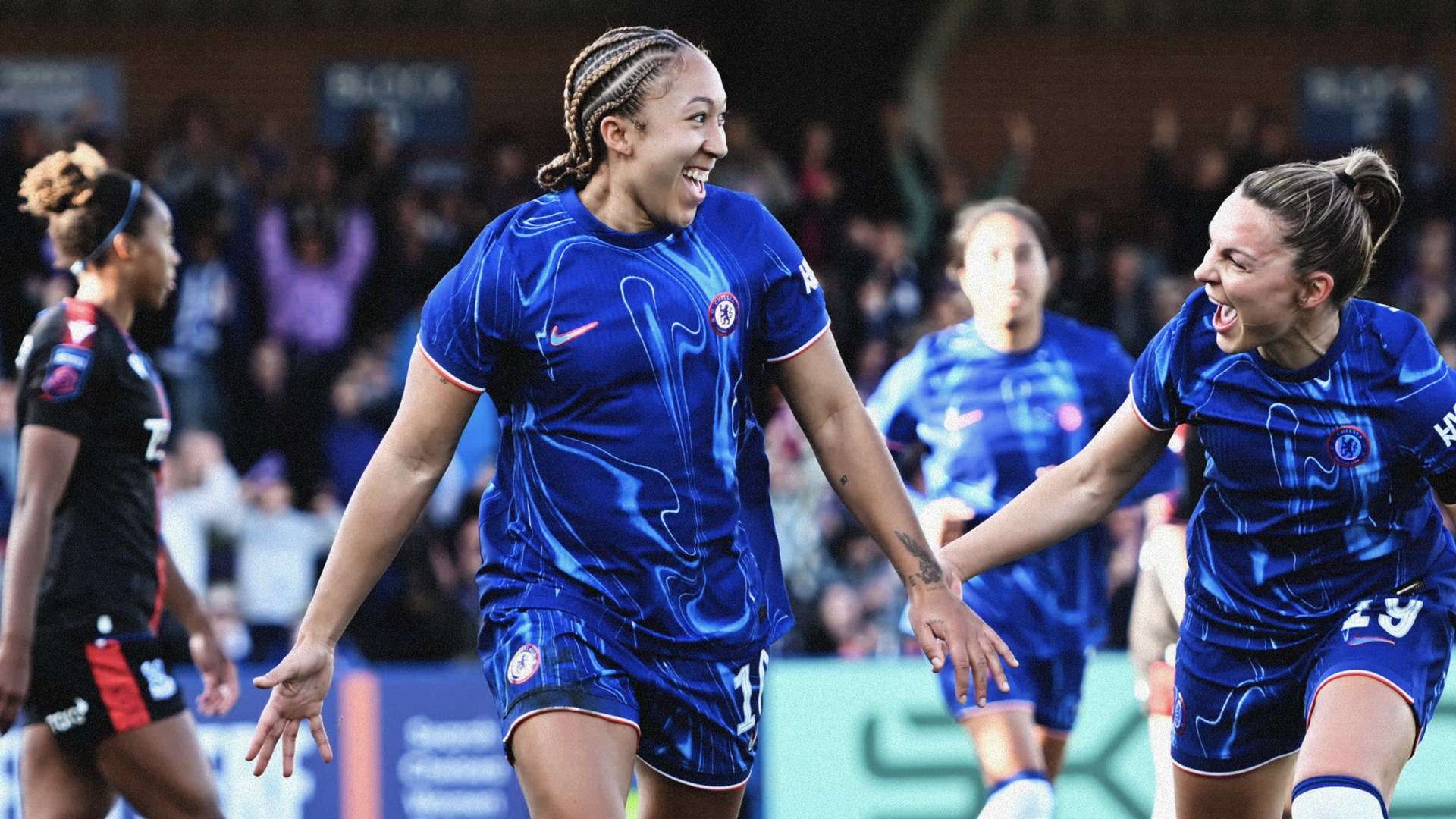 摊位吸引了 摊位吸引了